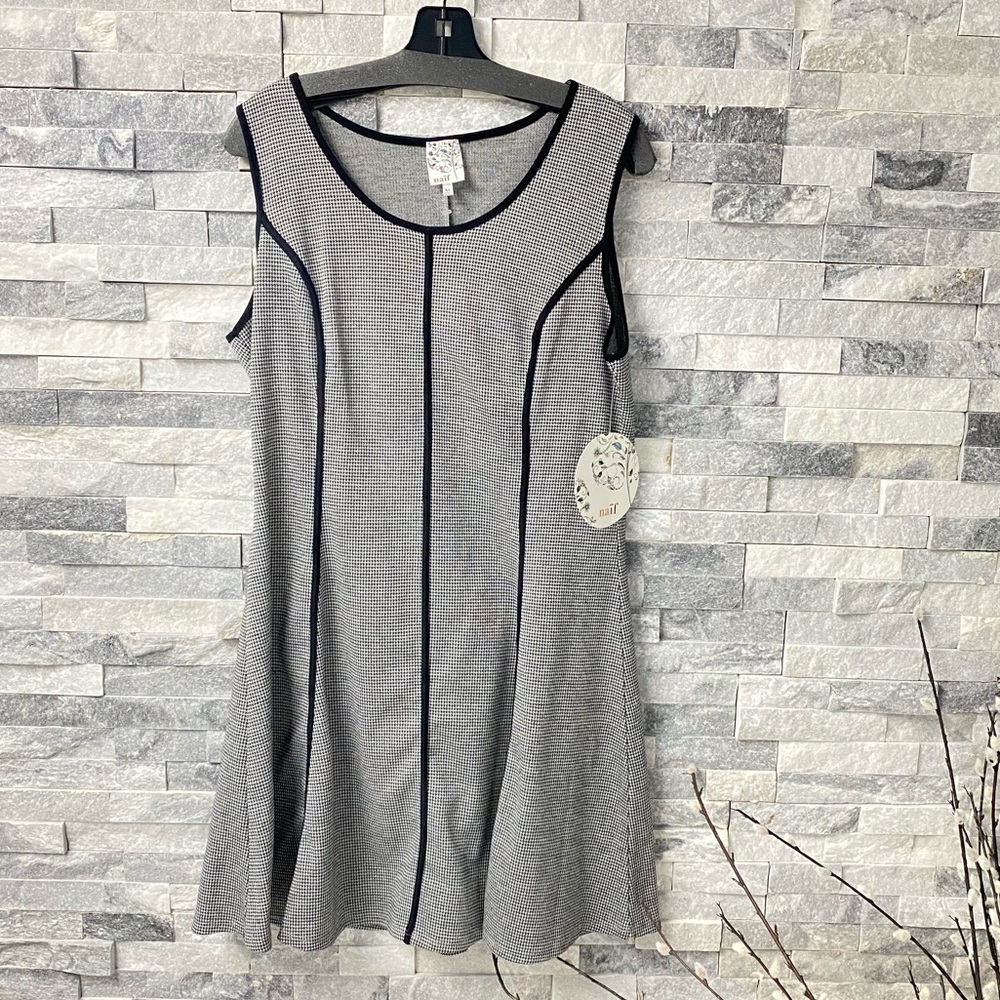 New Naif black plaid sleeveless dress size XL